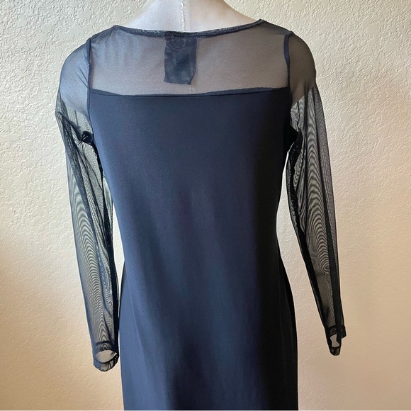 Sympli Mixed Rapt Top 
mesh sleeves - Picture 5 of 7